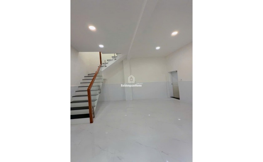 Nhà đẹp 1 Trục 2 tầng 27m2 – Phạm Ngũ Lão QV